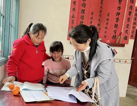 新寧縣清江橋鄉(xiāng)中間小學(xué)多行動(dòng)開展預(yù)防溺水安全教育工作