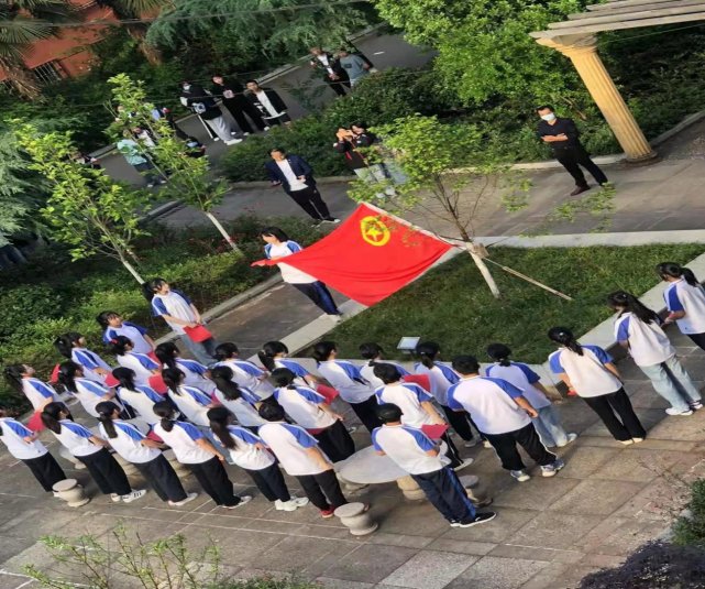 青春如火 強國有我——記邵陽縣第七高級中學(xué)2022五四校園快閃