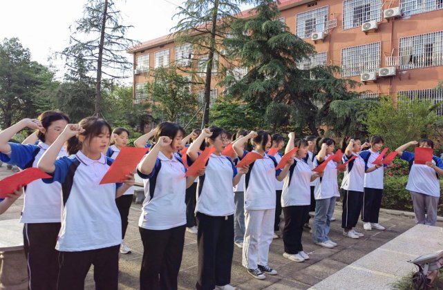 青春如火 強國有我——記邵陽縣第七高級中學(xué)2022五四校園快閃