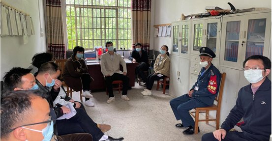 洞口縣茶場黌舍疫情防控演練提拔師生應急處置能力