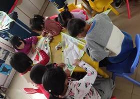 新寧縣清江橋鄉(xiāng)中間幼兒園開展風(fēng)箏舞春意——巧手繪風(fēng)箏教育運動