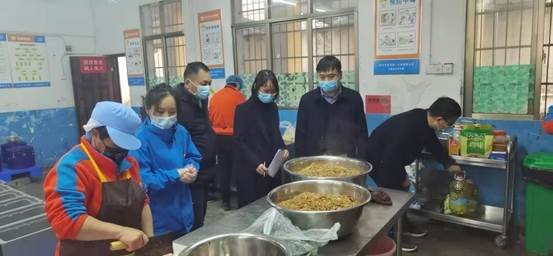 邵陽縣開展黌舍食品安全督查 狠抓提級整改落地落實(shí)