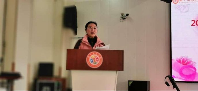 凝心聚力，快樂偕行--新寧縣幼兒園舉行“三八”婦女節(jié)趣味運(yùn)動(dòng)