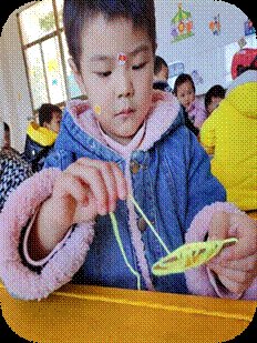 新寧縣清江橋鄉(xiāng)中間幼兒園開展“花樣編織”運(yùn)動