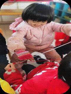 新寧縣清江橋鄉(xiāng)中間幼兒園開展“花樣編織”運(yùn)動
