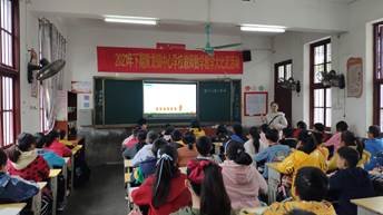 黃龍鎮(zhèn)中間小學(xué)開展教師“數(shù)學(xué)教學(xué)大比武”運(yùn)動