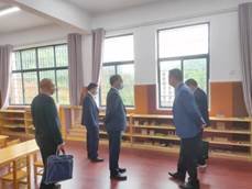 關(guān)愛殘疾門生，辦好特別教育——邵陽縣人大、教育局來我校調(diào)研特別教育工作