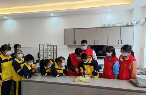 邵陽縣特別教育黌舍開展“與心靈相約，與健康偕行”生理健康教育主題運動