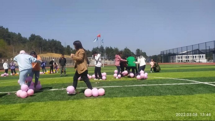 邵陽縣白倉鎮(zhèn)芙蓉黌舍隆重舉行首屆婦女節(jié)運動