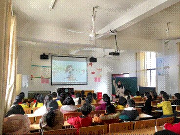 金稱市鎮(zhèn)中間完小舉行生理健康課教學比武