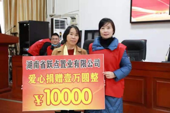 簡太英委員工作室開展“笑貌迎新春，聯(lián)手抗疫情”運動