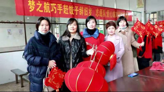 簡太英委員工作室開展“笑貌迎新春，聯(lián)手抗疫情”運動