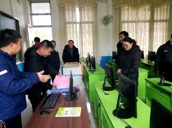 下花橋鎮(zhèn)中間完小與諸甲亭中間完小教師交流互助運(yùn)動(dòng)