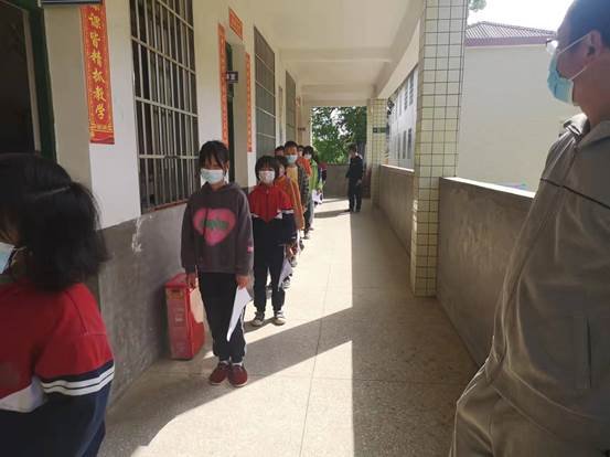 洞口縣茶場(chǎng)黌舍全員核檢 筑牢防疫