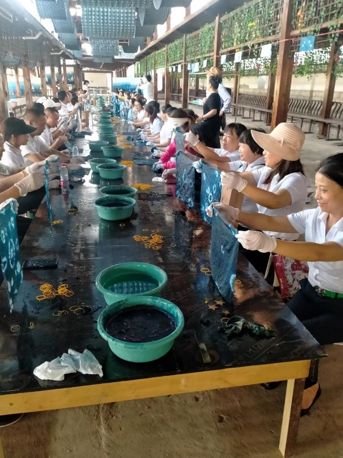 慶祝教師節(jié) 喜迎二十大——    邵陽縣白倉鎮(zhèn)中心完小研學(xué)拓展活動