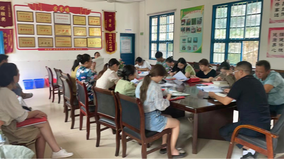 新寧縣清江橋鄉(xiāng)中心小學防溺水工作在行動