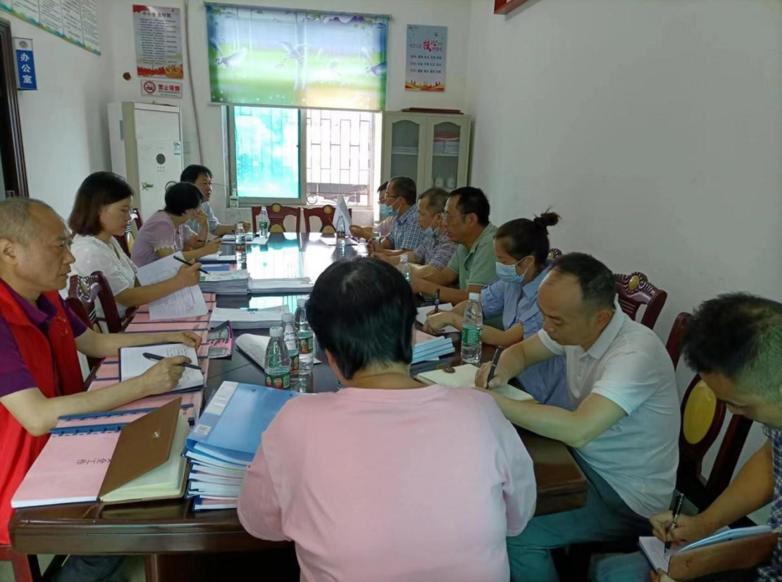 邵陽市大祥區(qū)城南學校上下聯(lián)動抗疫保學