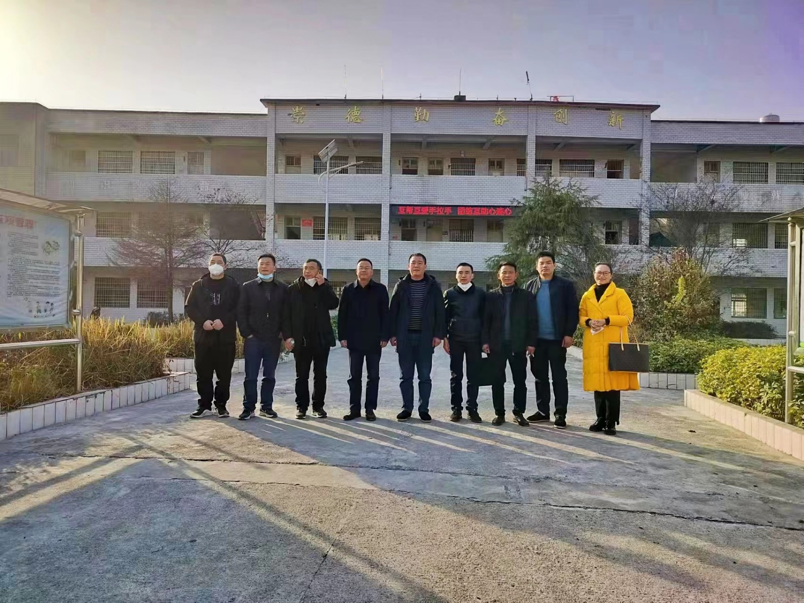 兄弟單位傳經送寶，攜手并進共育芬芳