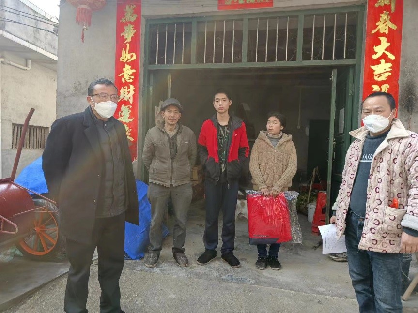 點(diǎn)滴之水成海洋，顆顆愛心變希望
