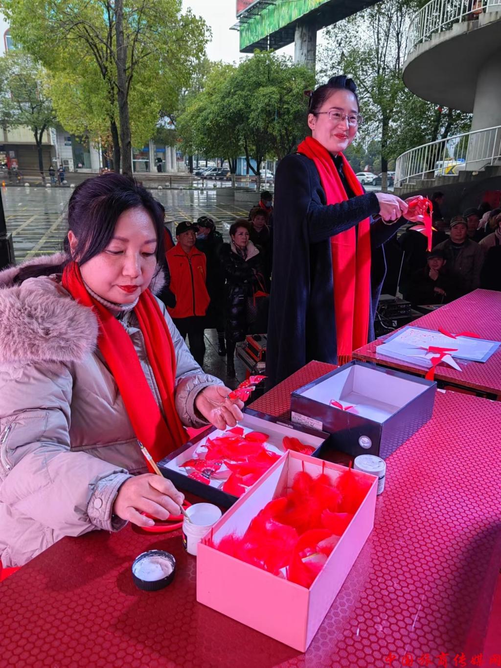 湖南邵陽(yáng)：尋年味 賞民俗 “喜兔”鬧元宵
