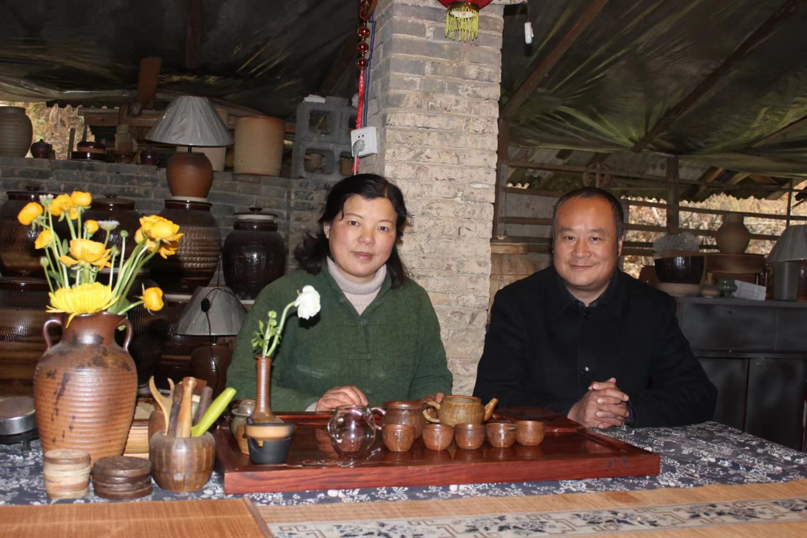 “湘西記憶”系列是辰溪土陶非遺基地銷售最為火爆的產(chǎn)品