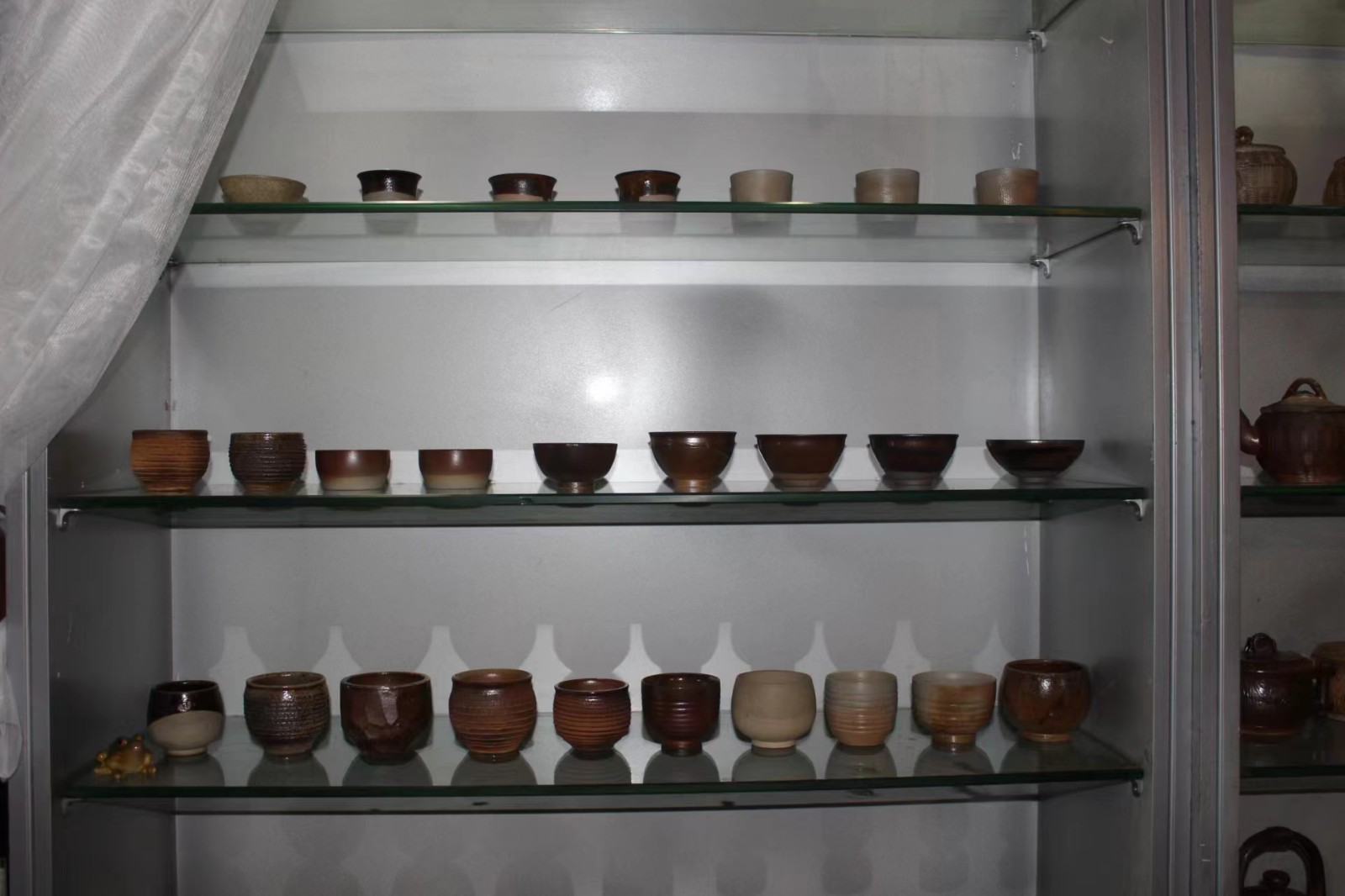 “湘西記憶”系列是辰溪土陶非遺基地銷售最為火爆的產(chǎn)品