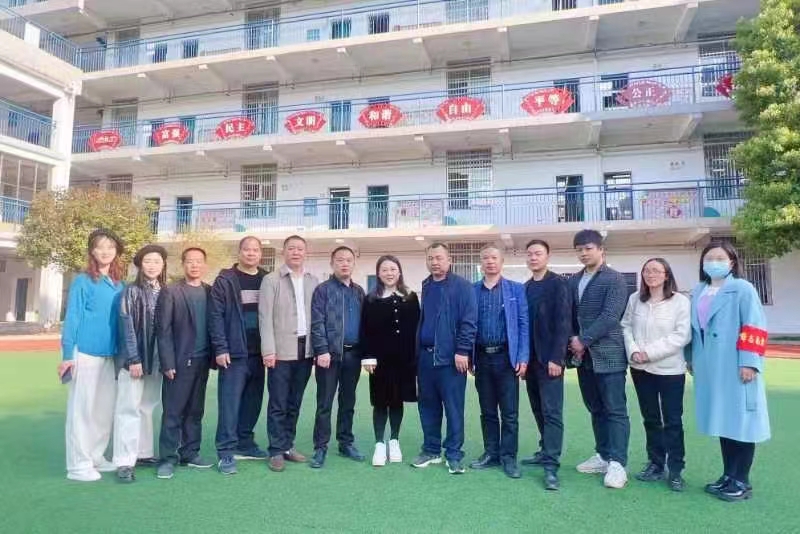 校際交流春意濃，互學(xué)互鑒行致遠(yuǎn)