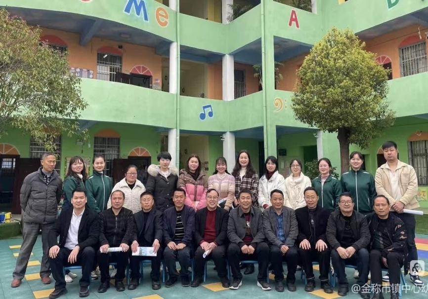 經(jīng)驗(yàn)交流促成長，智慧碰撞共提升