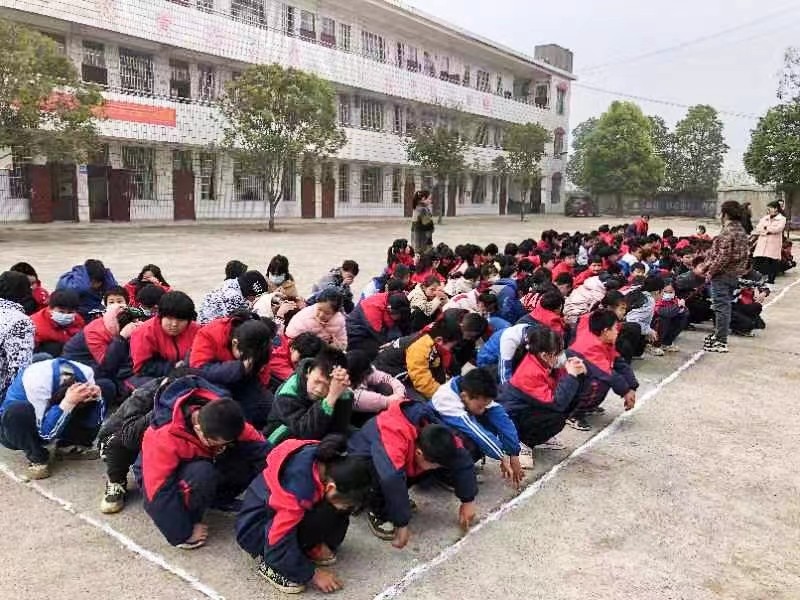 邵陽縣九公橋鎮(zhèn)小學部開展消防演練