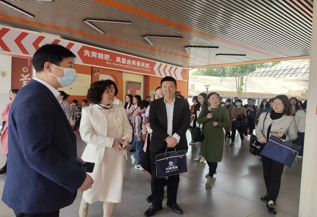 觀摩學(xué)習(xí)促發(fā)展，交流借鑒助提升