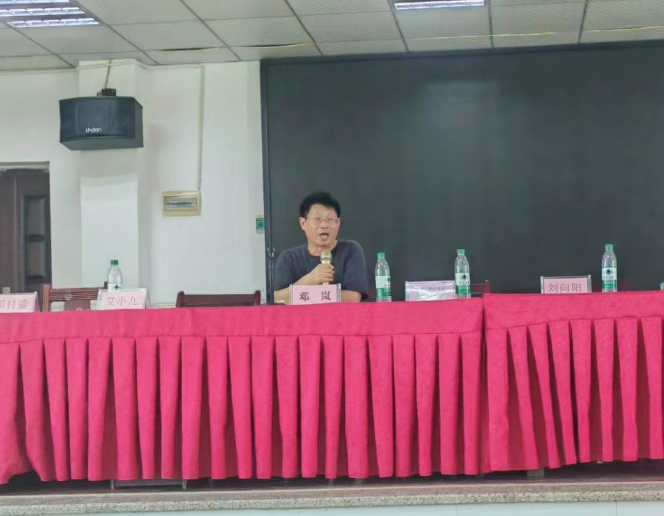 暑期充電，鑄魂育人