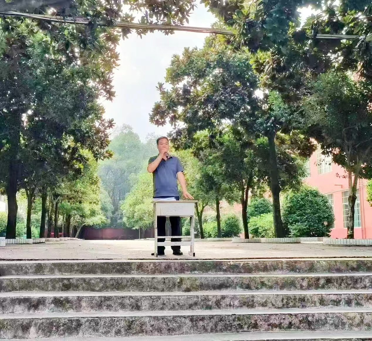 下花橋鎮(zhèn)中心完小新學期開學典禮