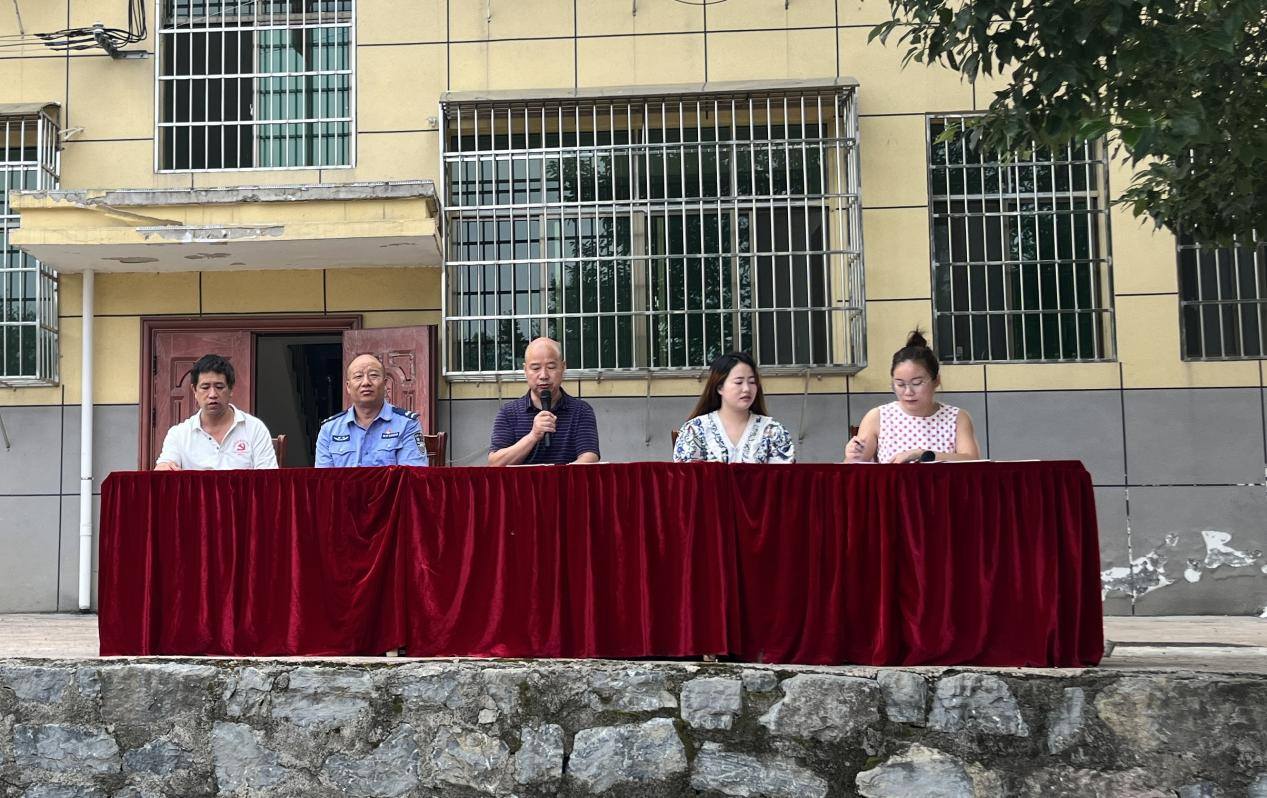 秋風為序啟征程,奮楫前行譜新章