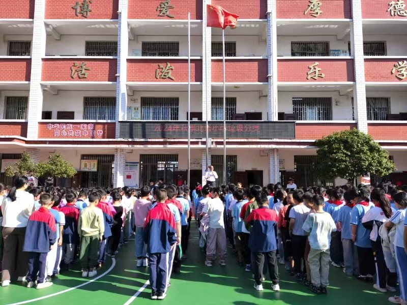“垃圾分類齊動手，北塔學子共文明”