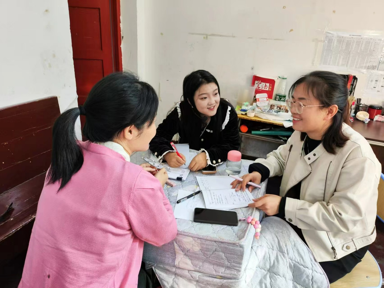 北塔區(qū)教育局到北塔小學(xué)開展教學(xué)視導(dǎo)工作