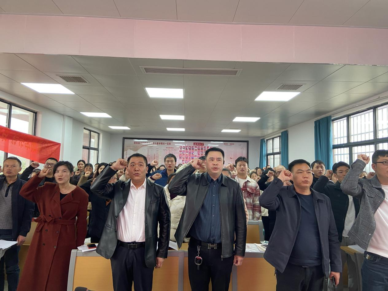 學(xué)研共思齊備課 凝心聚力提質(zhì)量