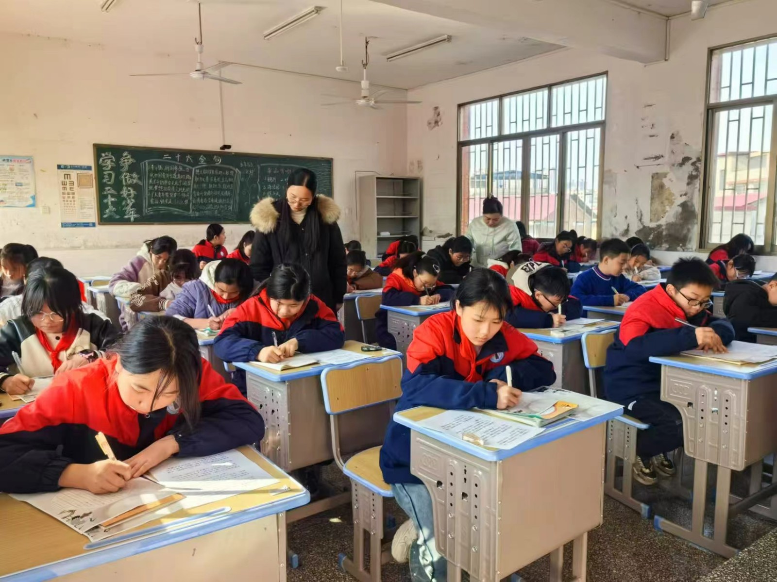北塔小學(xué)開展“大單元?強(qiáng)素養(yǎng)”學(xué)生書法現(xiàn)場比賽，弘揚(yáng)傳統(tǒng)文化