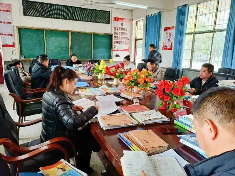筑基教學常規(guī)，提升教育質量