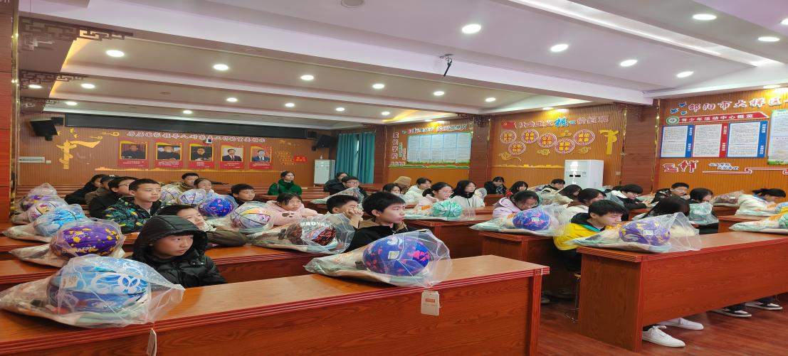 溫暖學(xué)子，共筑未來