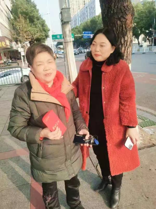 情暖校園：七里山園藝場中心學?！按猴L行動”傳遞愛心與關懷