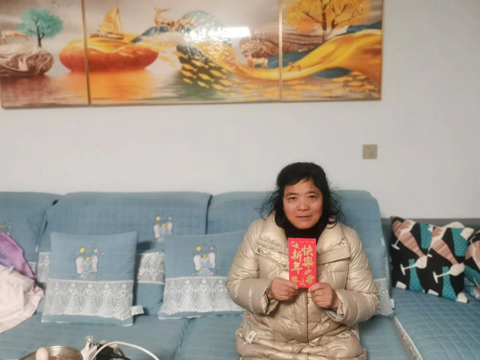 情暖校園：七里山園藝場中心學?！按猴L行動”傳遞愛心與關懷