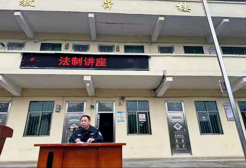 小溪市鎮(zhèn)中學(xué)春季開(kāi)學(xué)典禮
