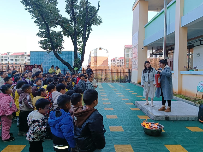 水頭幼兒園開展消防演練，筑牢校園安全防線