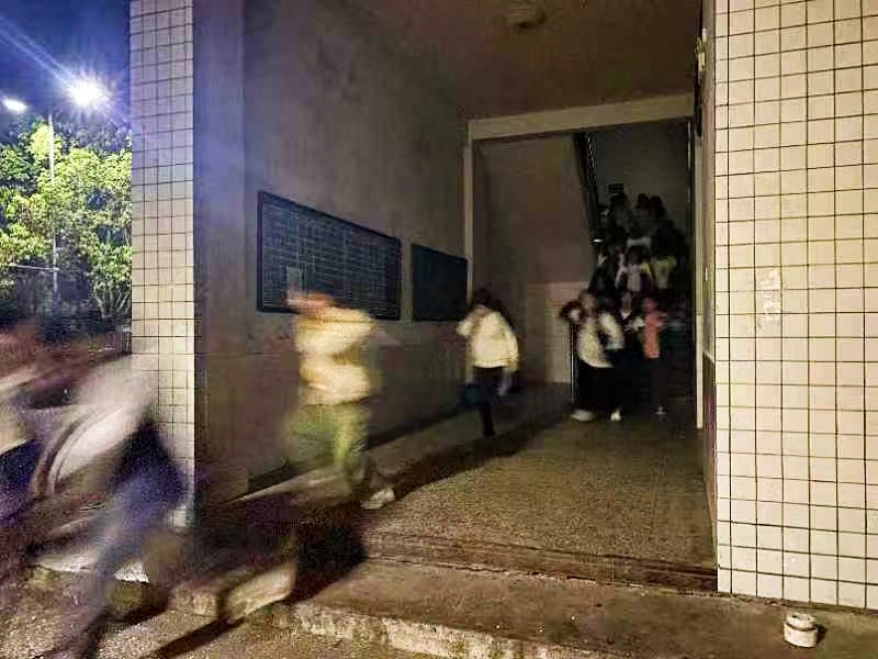 夜間疏散演練，增強安全意識