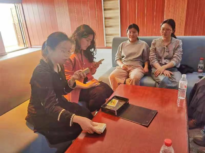隆回縣高中心理健康教研組：以卡為介，靜聽“心”聲