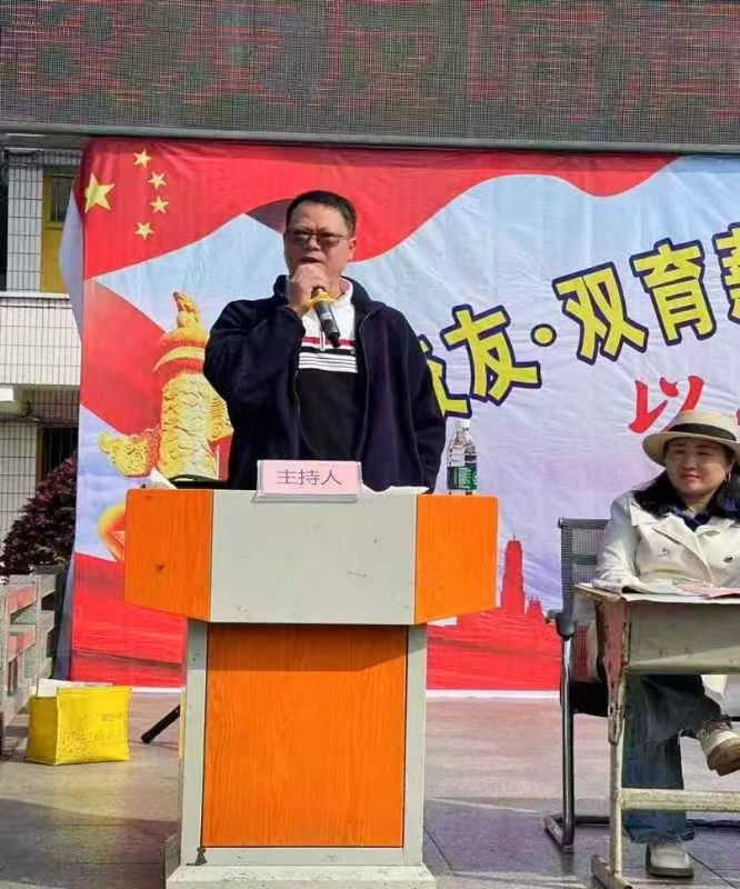 雙向滋養(yǎng)：校友反哺潤(rùn)澤桑梓