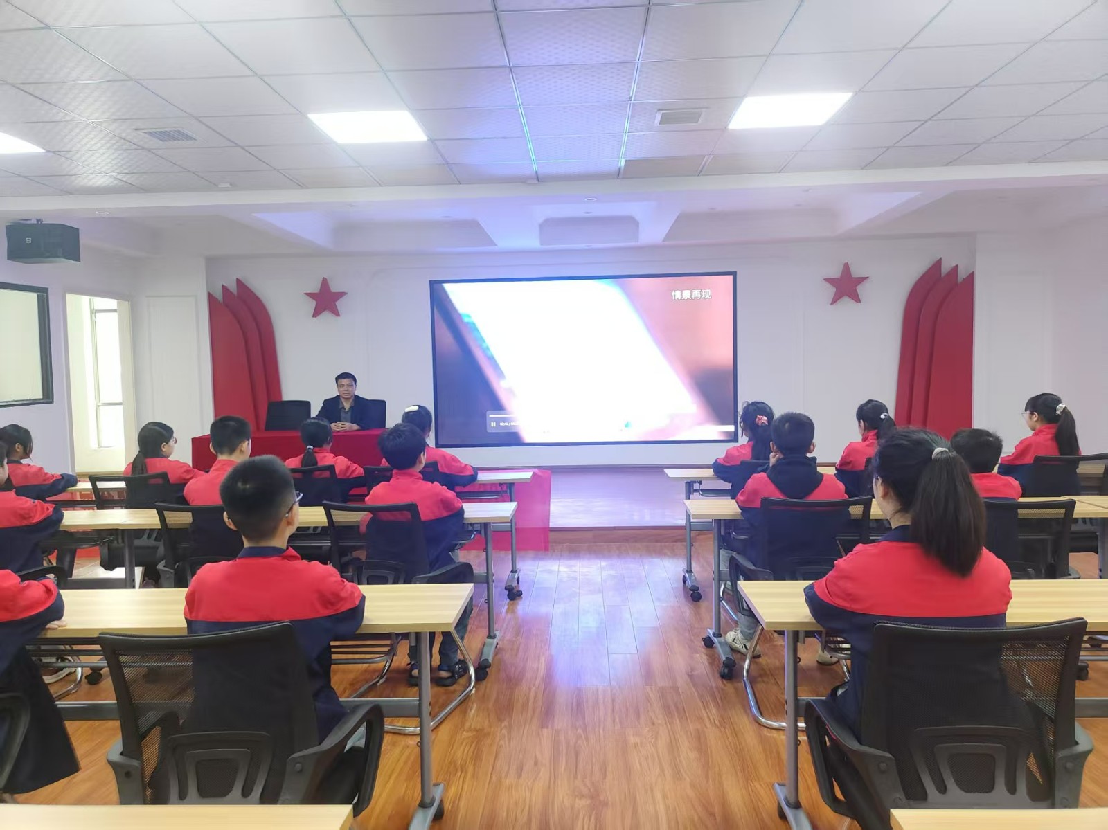 北塔小學(xué)師生走進國家安全教育基地沉浸式學(xué)習(xí)筑牢青少年安全防線
