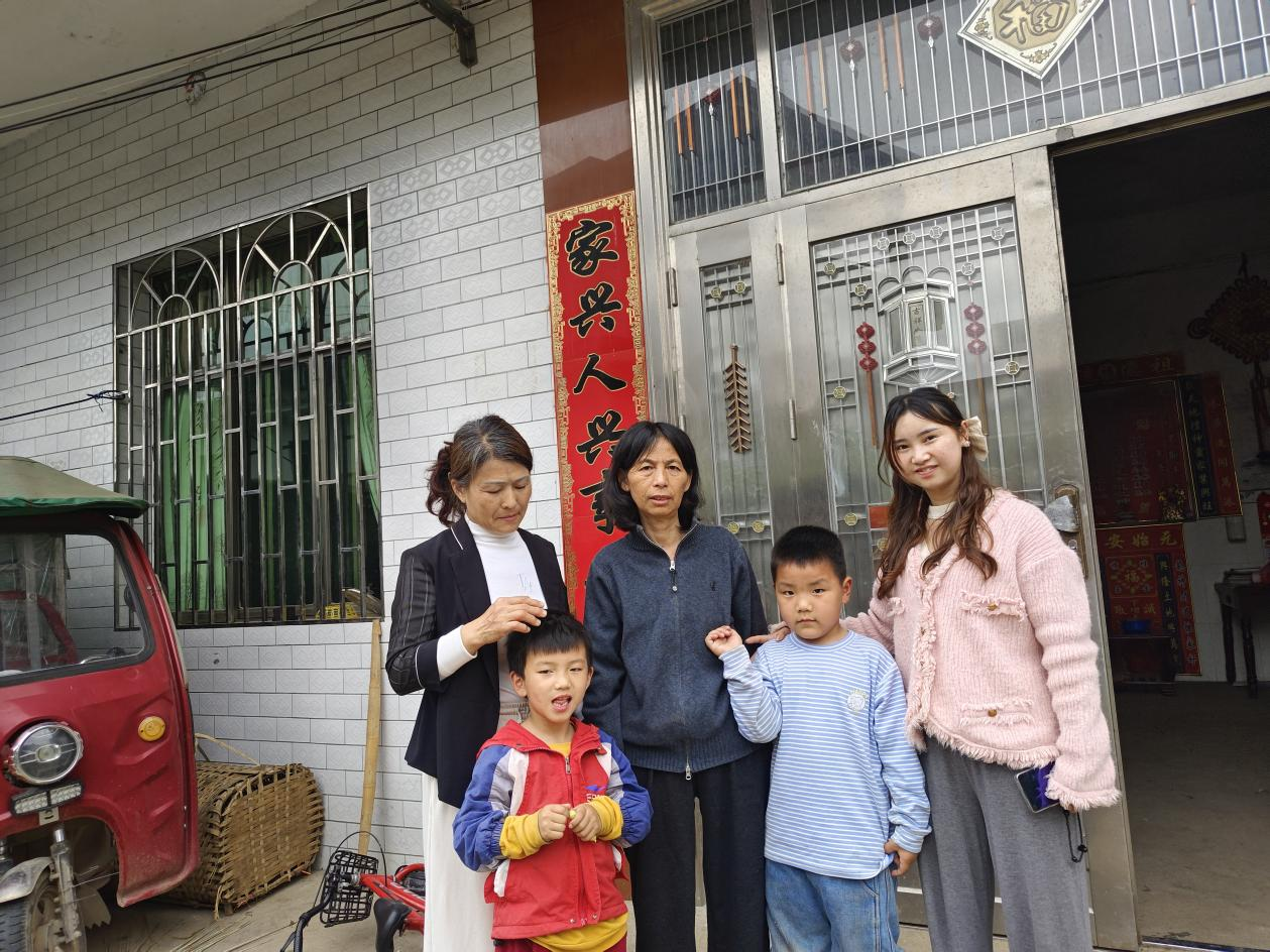家園攜手?為愛(ài)守護(hù)