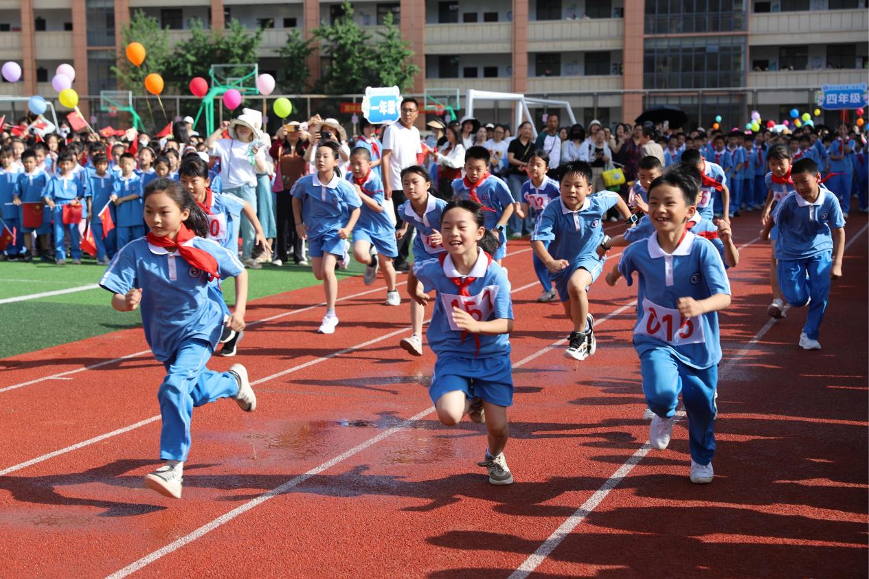 邵東市城區(qū)二小榮獲 “全國文明校園” 稱號：向往一種幸福而完整的教育生活