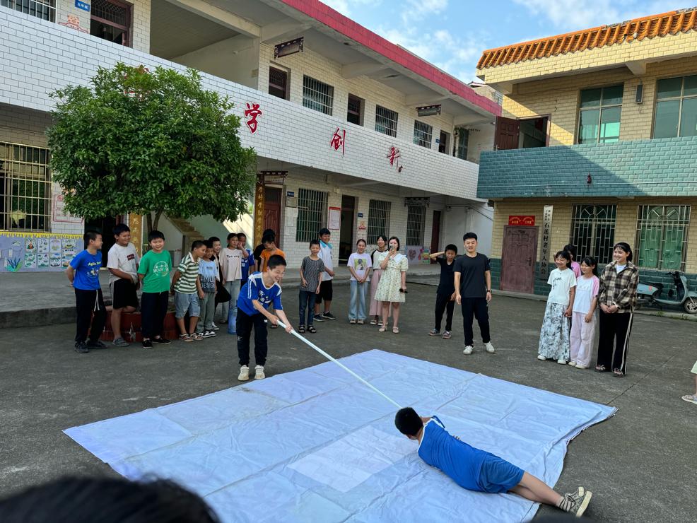 預防溺水—— 下花橋鎮(zhèn)石聯(lián)小學防溺水安全演練簡報